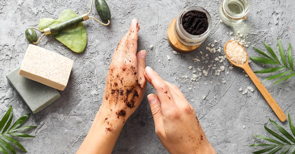 Cremă naturală antiîmbătrânire. 4 rețete rapide care îți întineresc mâinile cu 10 ani