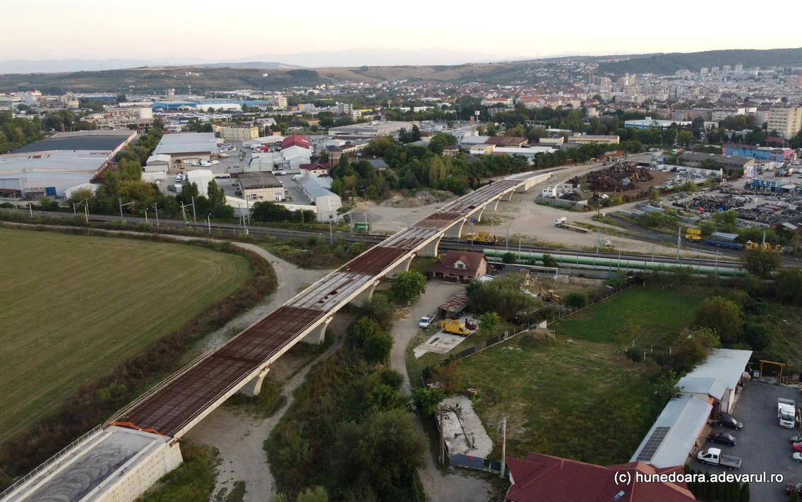 Pasajul rutier de la Deva, construit peste magistrala din vest Foto Daniel Guță (12) JPG