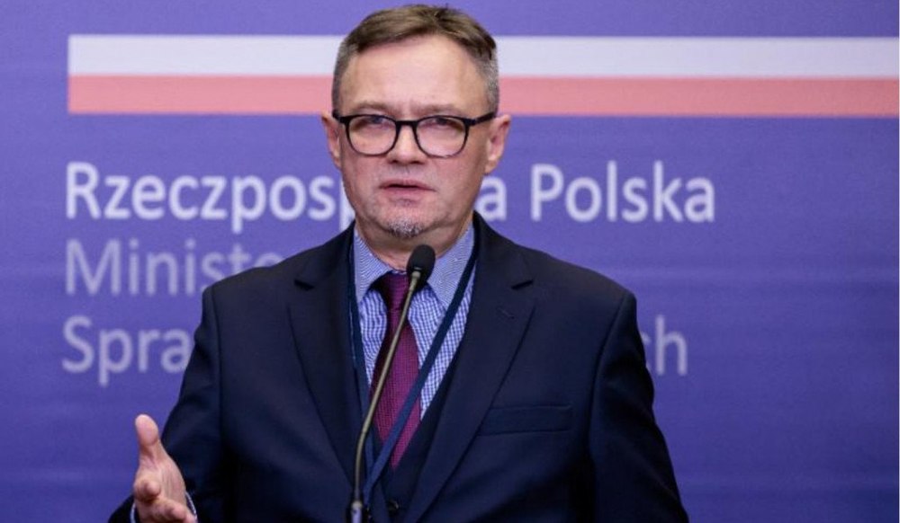 Polonia consideră „foarte gravă" situația generată de suspendarea ajutorului SUA