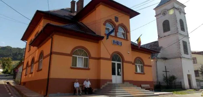 Primăria oraşului Baia de Arieş