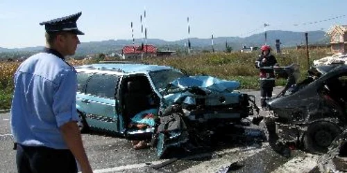 Bacău: Accident grav cu trei mașini pe E 85