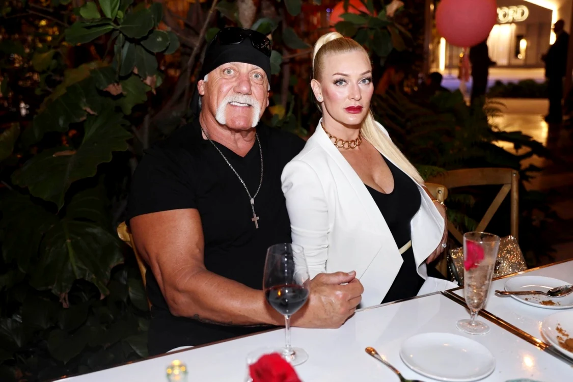 Hulk Hogan e mândru tare de noua femeie din viaţa lui