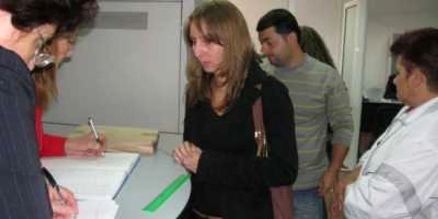 Din cei 64 de absolvenţi selectaţi pentru angajare, 45 au în prezent un job (Arhivă).
