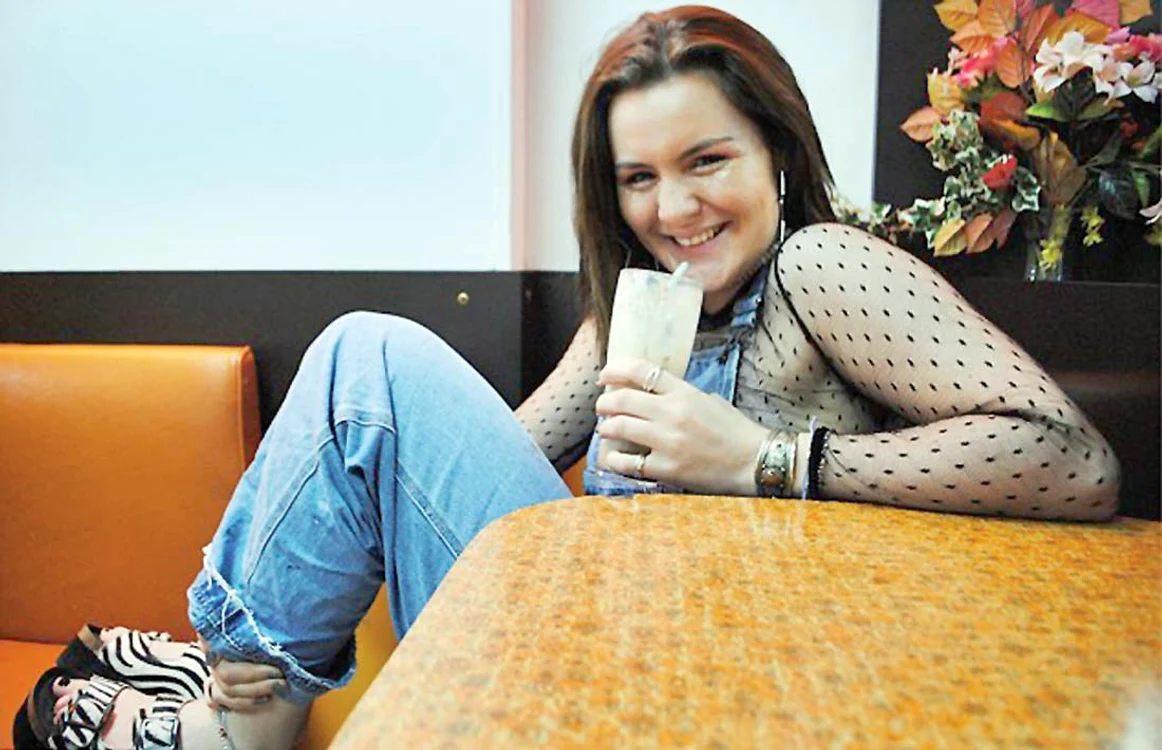 
    Natasha Bishop,  de 19 ani, a fost  operată recent  