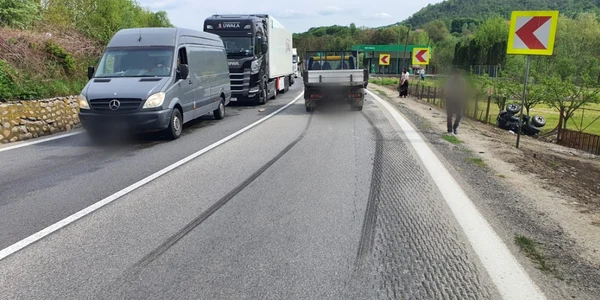 Accident mortal pe Valea Oltului la Bujoreni - Vâlcea pe DN7 Foto Poliţia Vâlcea