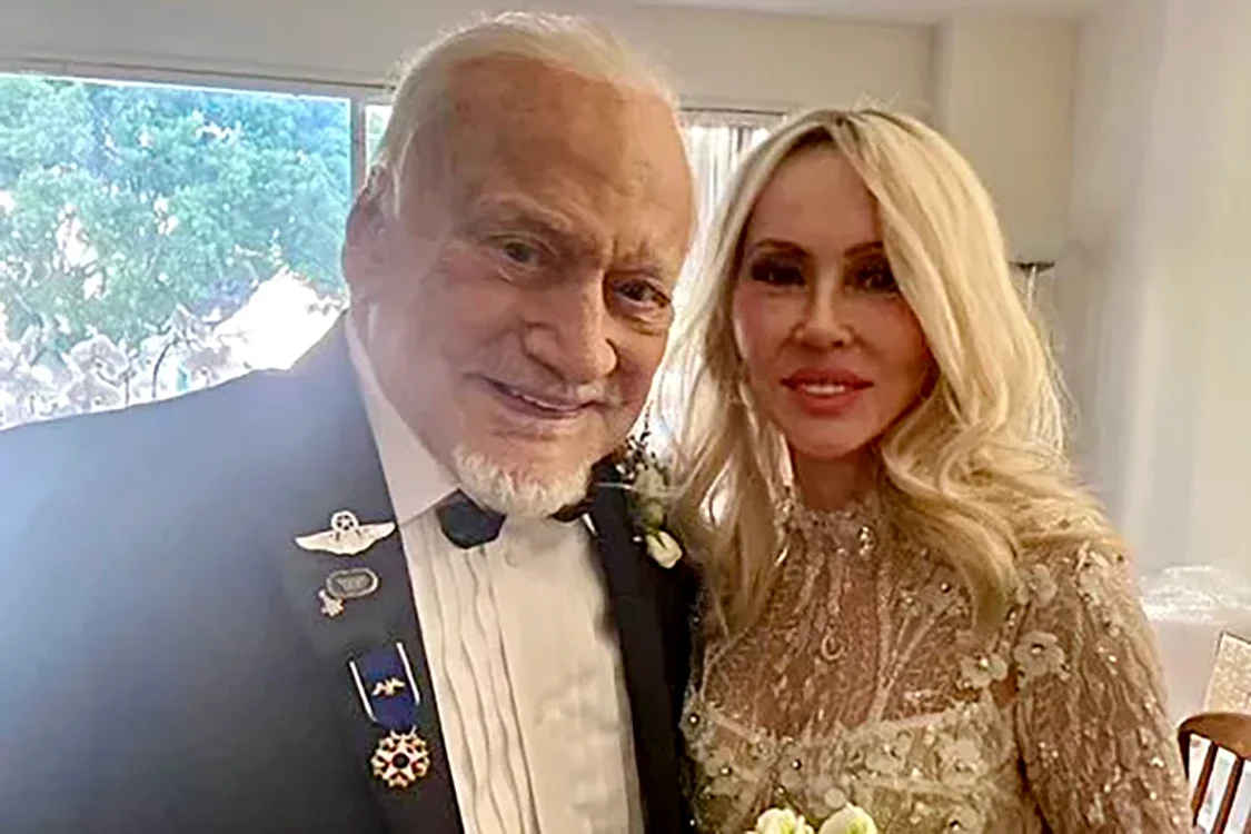 Buzz Aldrin și româna Anca Faur. FOTO Arhivă