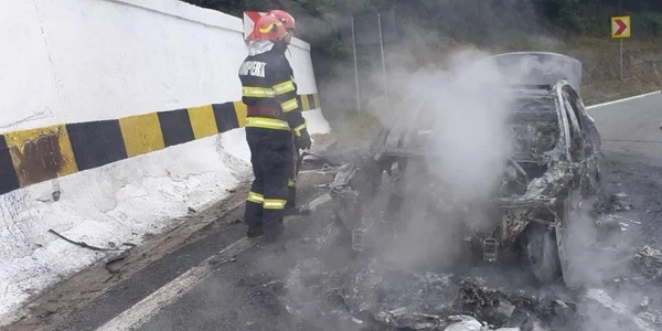 incendiu auto ISU Arges