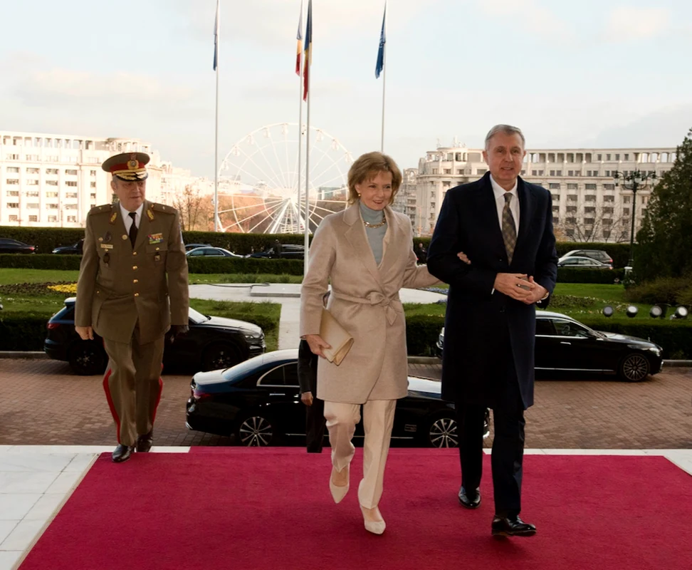 Majestatea Sa și Principele Radu la sesiunea solemnă a Parlamentului, din 4 decembrie 2023. FOTO: Daniel Angelescu, Casa Majestății Sale