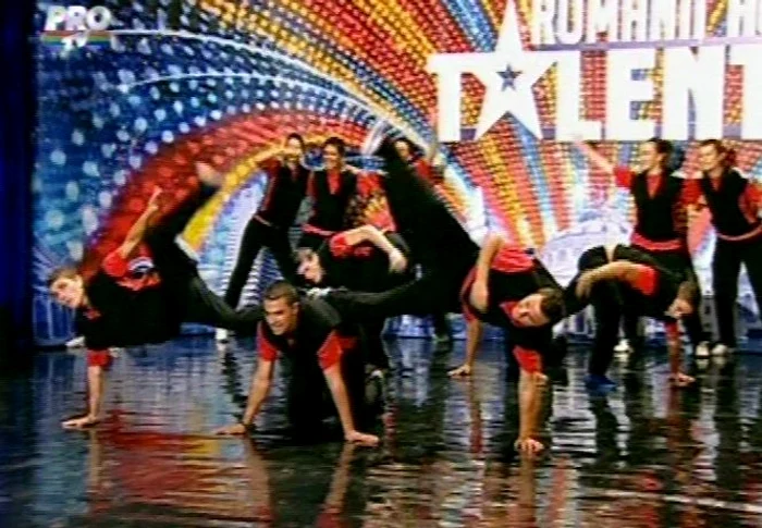 Andra, impresionată până la lacrimi de trupa „No Limit” (Foto: captură video Pro TV)