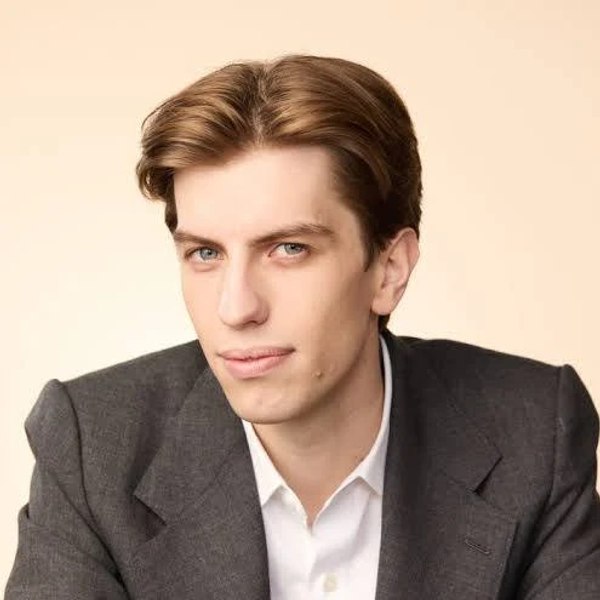 Leopold Aschenbrenner's Visionary Manifesto on the Future of AI