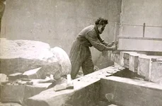 Constantin Brâncuşi la lucru  Cum a fost creată "Coloana Infinitului" VIDEO jpeg