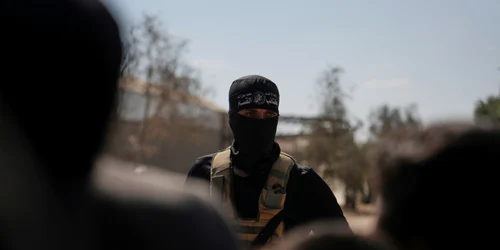 Luptători Hamas mascați Fîșia Gaza FOTO Profimedia jpg