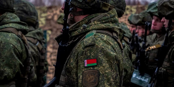 Soldat Belarus FOTO Shutterstock