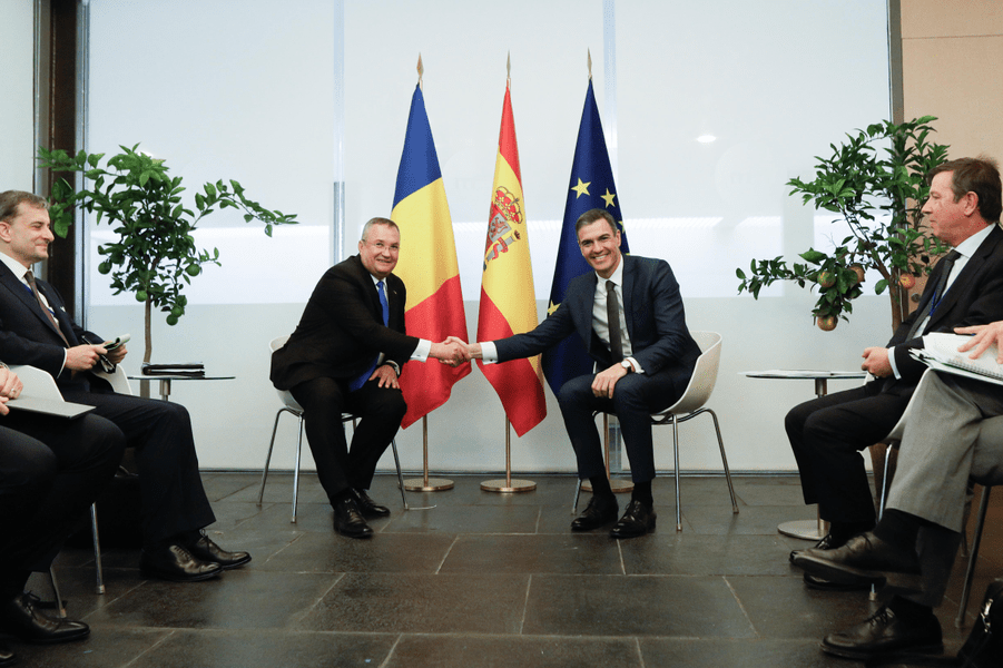 Pedro Sanchez dă asigurări privind obţinerea dublei cetăţenii de către românii din Spania
