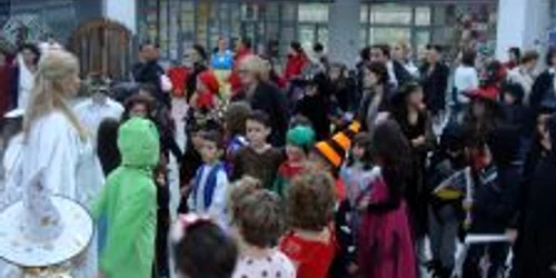 Magie de Halloween la Centrul Expoziţional de la Seaca