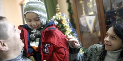 Deţinuţii s-au bucurat să îşi vadă copiii şi soţiile în preajma sărbătorilor