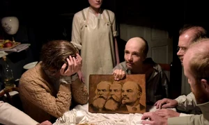 Teatrul politic al lui Milo Rau (1) – Lenin: să l jupuim și să l facem drapel! jpeg