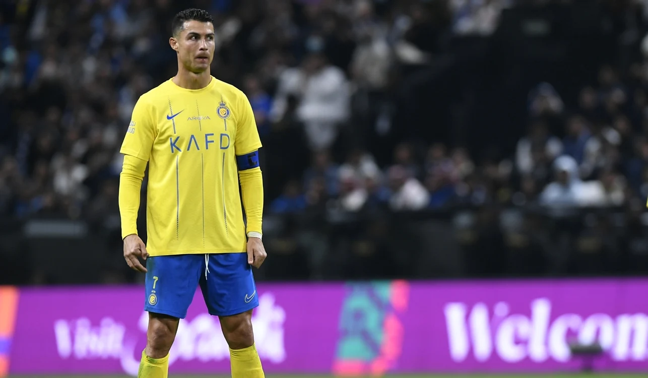 Cristiano Ronaldo mai are un an și trei luni de contract cu formația saudită (FOTO: EPA)