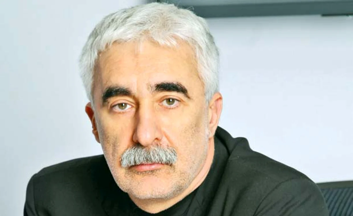 
    Adrian Sârbu, părintele Pro  