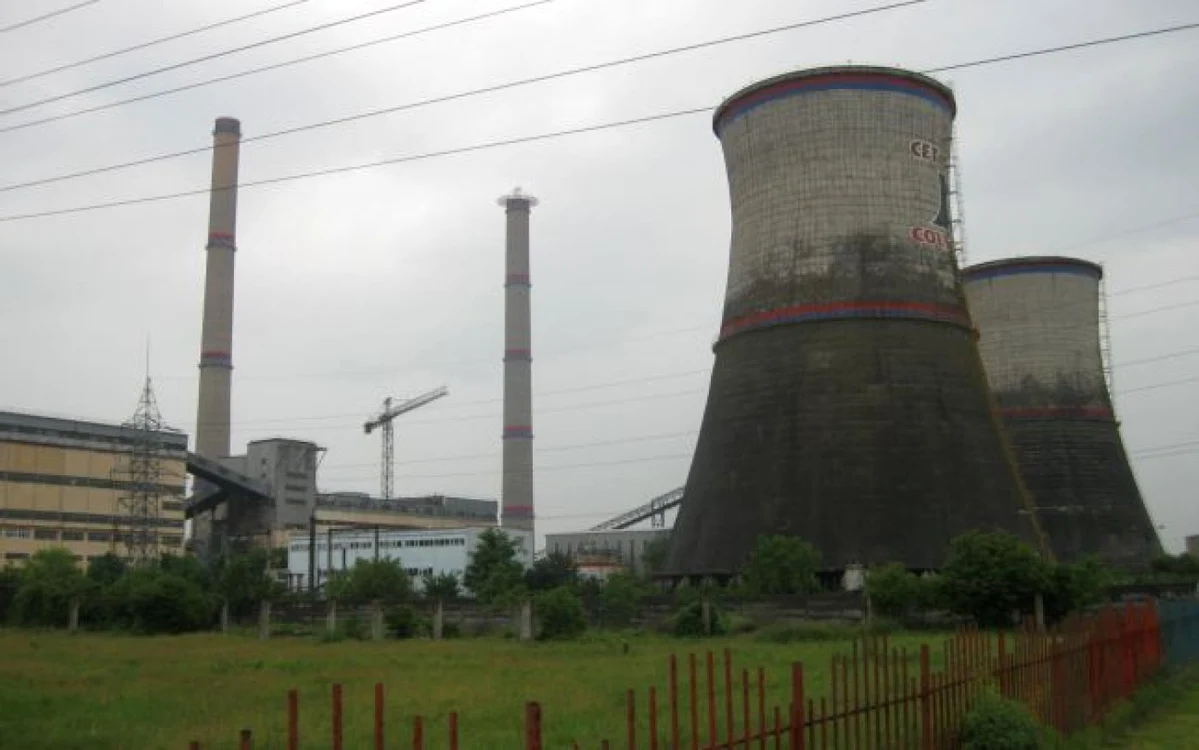 CET Sud este cea mai mare termocentrală deţinută de ELCEN, cu o capacitate instalată de 550 MW
