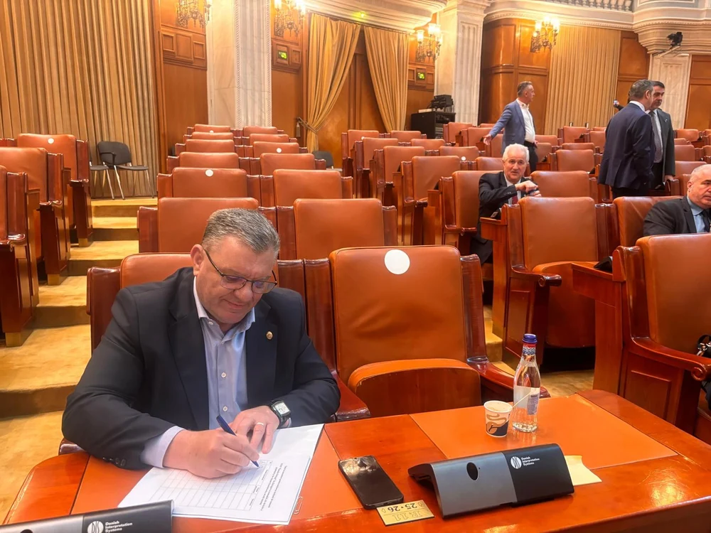 Cine este deputatul care a semnat „primul moțiunea de cenzură”: a trecut prin mai multe partide politice