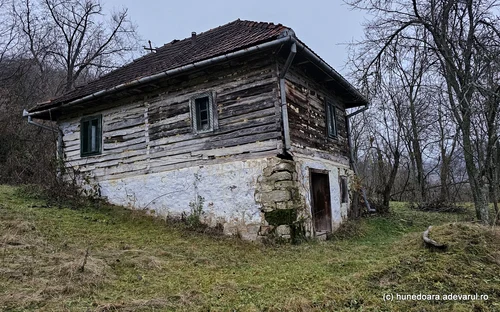 Satul Stănija din Hunedoara  Foto Daniel Guță (49) jpg