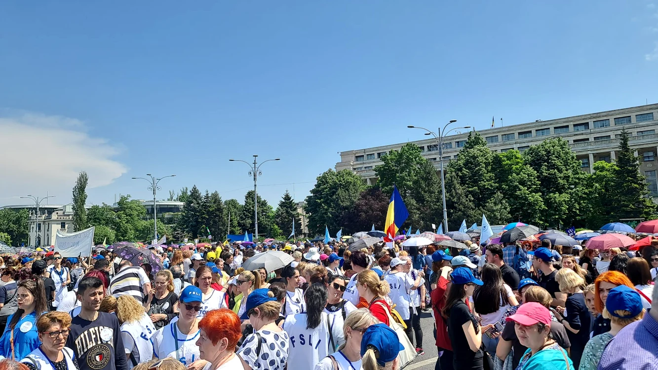 Profesorii din Hunedoara au participat si la protestul de săptămâna trecută din Capitală