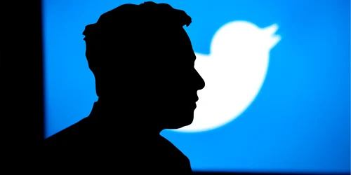 elon musk conturat pe fundal albastru Twitter shutterstock 2221703039 jpg
