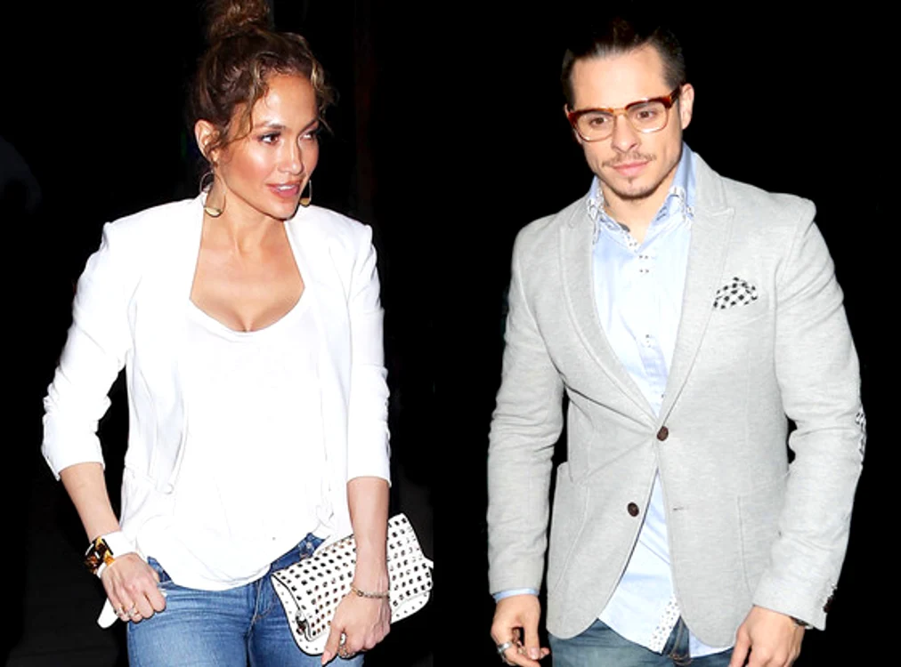 
    Jennifer Lopez a fost surprinsă din nou în compania lui Casper Smart.foto: Twitter  