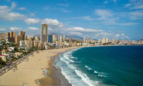 ledinaa benidorm 5118539 jpg