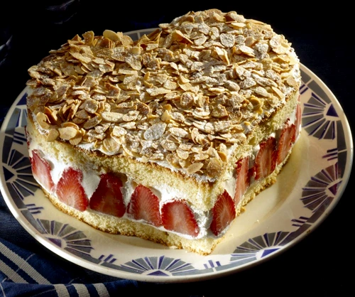 tort cu crema de branza jpeg