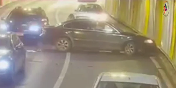 accident  pasajul UNIRII  FB Baluta jpg