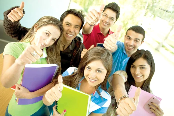 
    Când încep înscrierile la facultate  