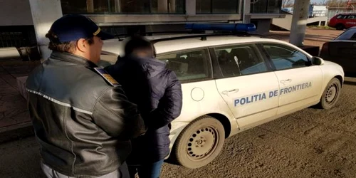 Imagine de la reţinerea contrabandistei din Moldova FOTO IPJ Galaţi