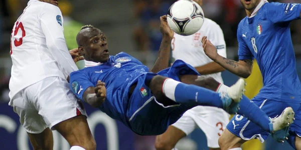 Balotelli a făcut spectacol în meciul cu Anglia