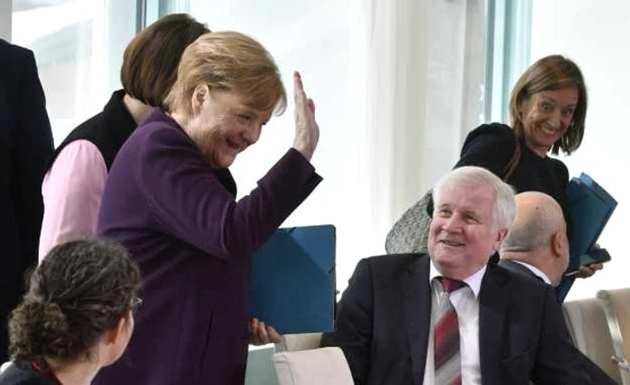 Angela Merkel si Horst Seehofer FOTO AFP