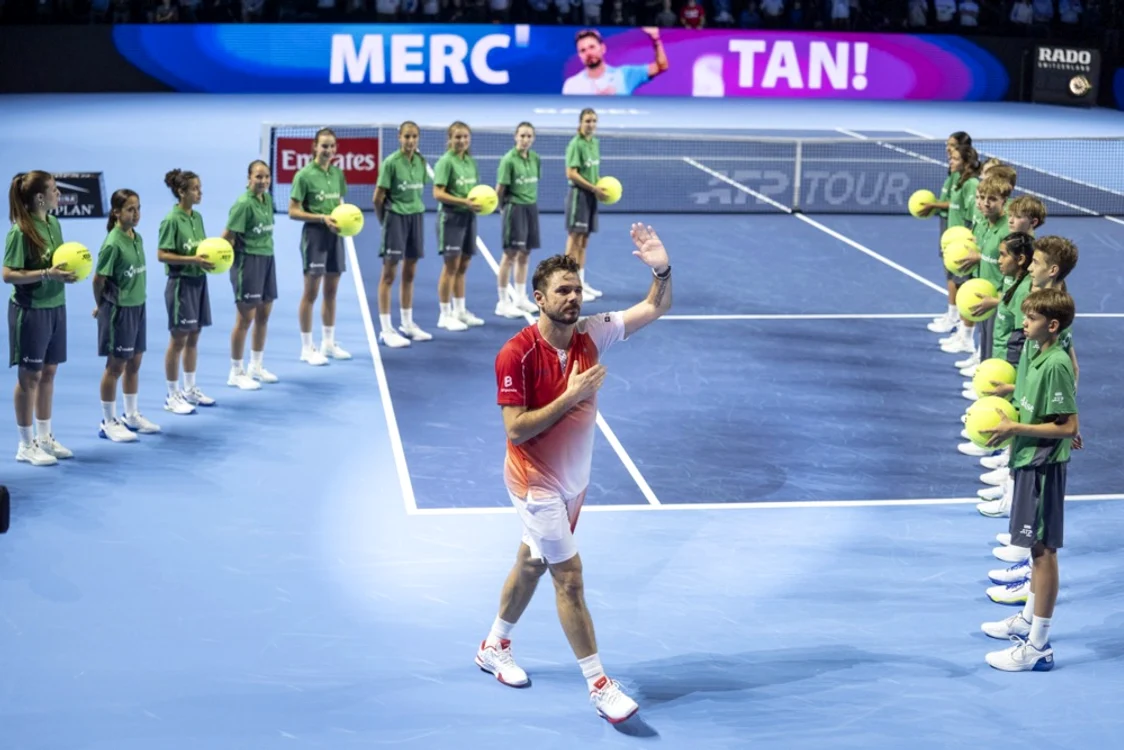 În 2004, Wawrinka a debutat pentru echipa de Cupa Davis a Elveției la București