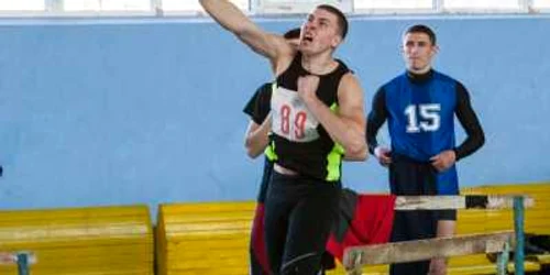 atletism moldova aruncarea ciocanului FOTO A Tarlev