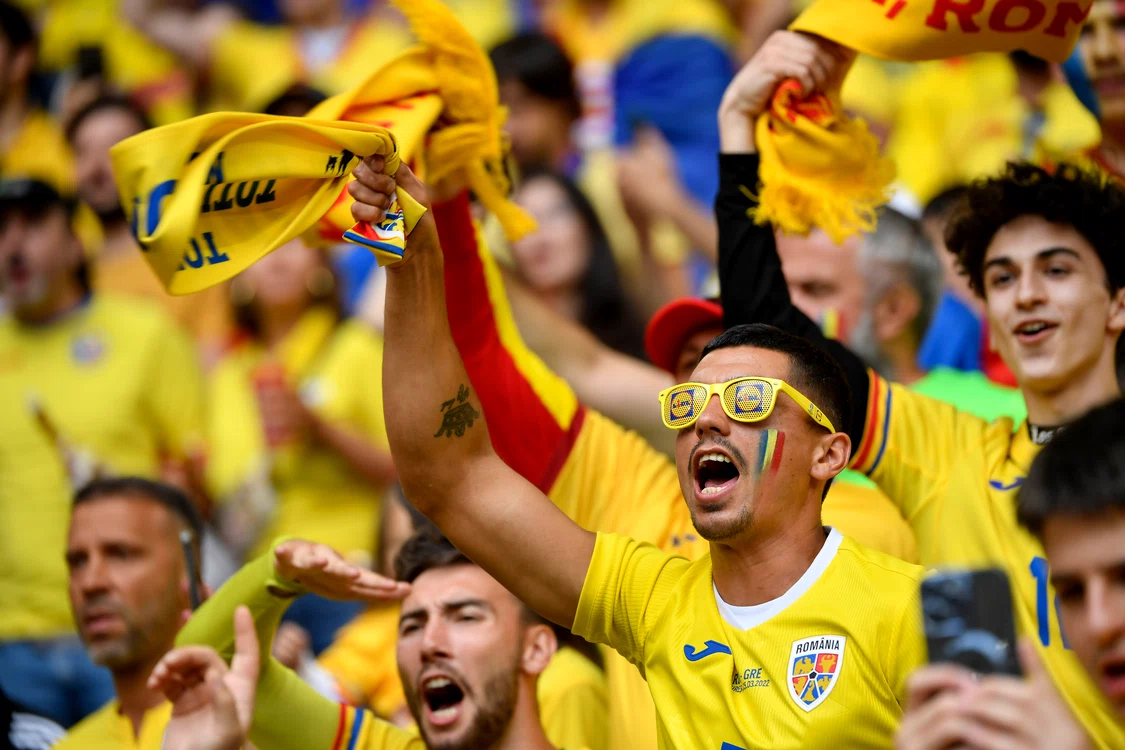Suporterii romani inainte de inceperea meciului Olanda   Romania de la Euro 2024  Foto Inquam Photos Alex Nicodim (1) jpg