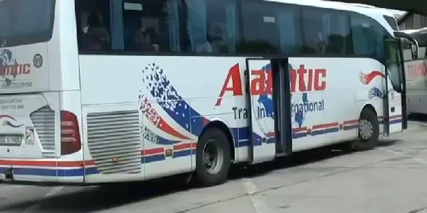 jandarmi autobuz mp4 thumbnail png