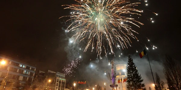 Spectacolul de artificii din Cluj-Napoca (1 Decembrie) / Foto: Thomas Câmpean