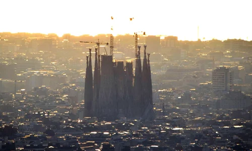 La Sagrada desnuda jpeg