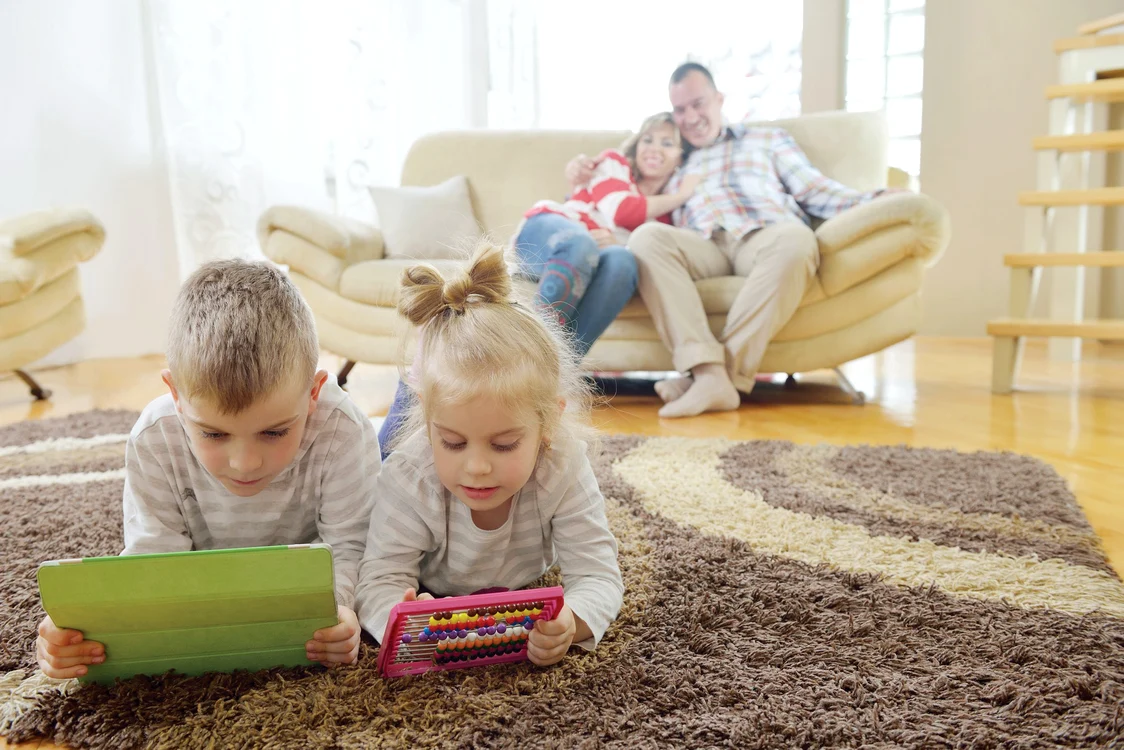 
    Personalitatea copilului e  formată în primii ani de viaţă,  în familie. Totul depinde de tine!  