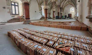 Restaurarea pardoselii „Sălii Cavalerilor” din Castelul Corvinilor (© Muzeul Castelul Corvinilor)