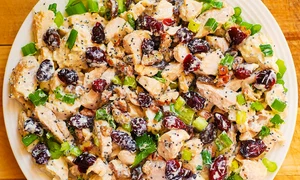 Salata de pui cu merisoare si nuci pecan jpeg