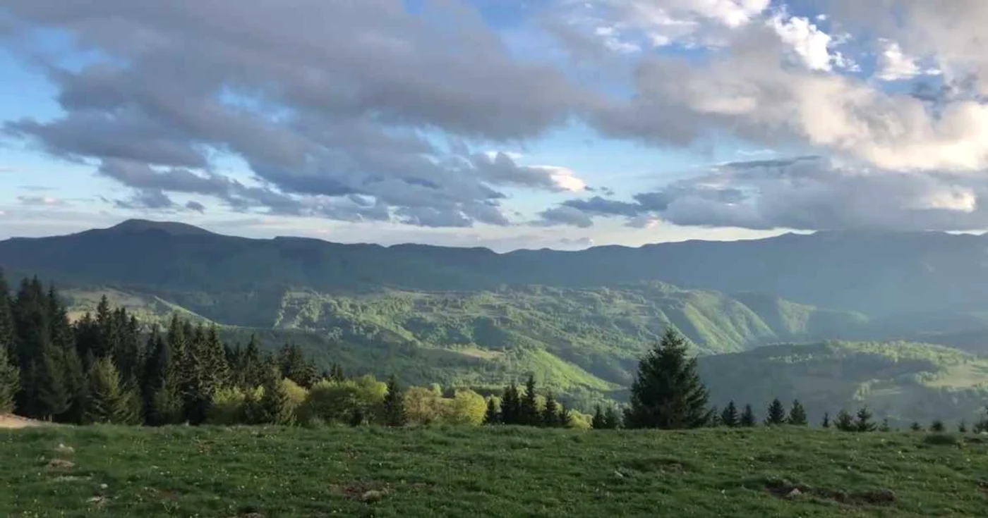 Panorama Văii Jiului, din Parâng. Foto: Daniel Guță