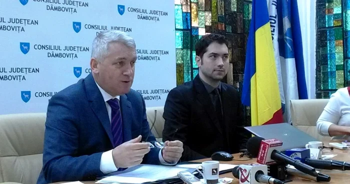 Ţuţuianu spune că a fost suspus chiar la presiuni mari, fiind ameninţat cu procese. „Am fost ameninţat şi eu cu procese, cu despăgubiri, cu tot felul de lucruri”