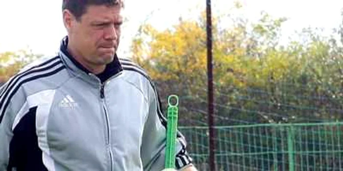 FOTBAL:Selymes n-are încredere în echipele româneşti