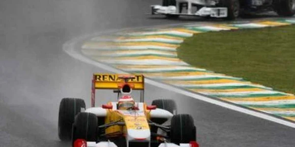 Fernando Alonso, care în sezonul trecut a condus pentru Renault, a fost cooptat pentru 2010 de Ferrari
