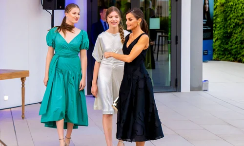 Letizia și fiicele la Premiile de la Girona, Foto Profimedia (2) jpg